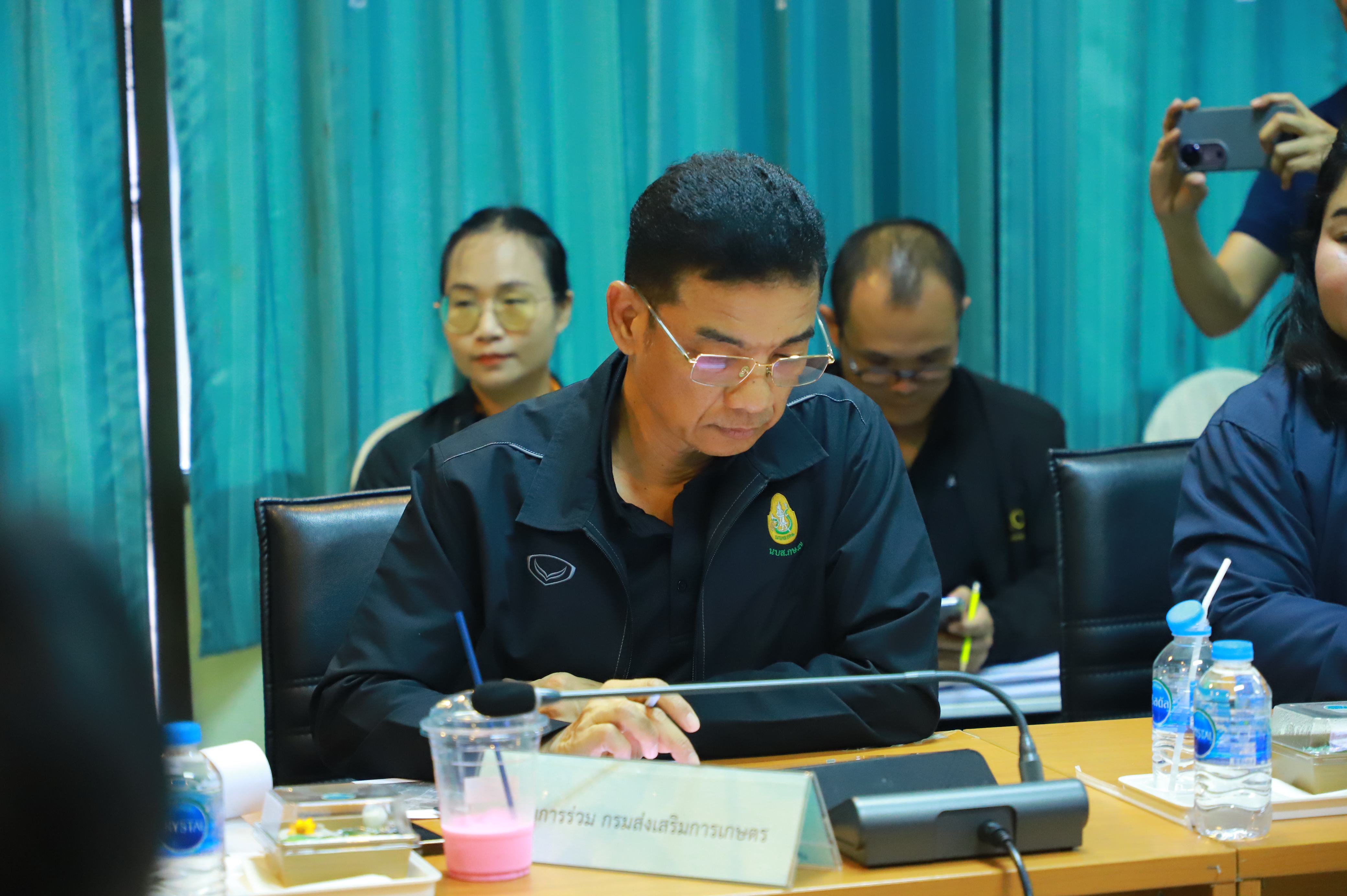 title - ส.ป.ก. ร่วมประชุมคณะทำงานที่ 3 เดินหน้าปั้น “รางบัวโมเดล” สู่ต้นแบบเมืองเกษตรนวัตกรรมครบวงจร พร้อมลุยพื้นที่รับฟังปัญหาเกษตรกรราชบุรี